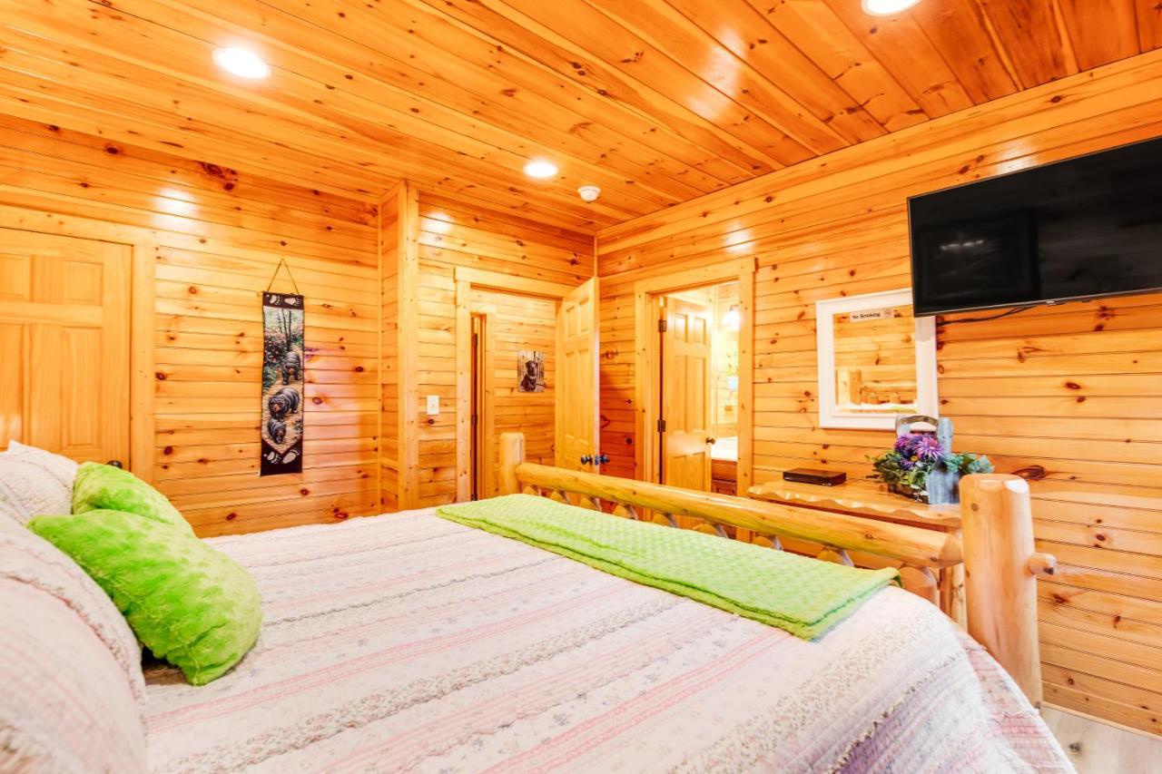 Grizzly Manor Βίλα Pigeon Forge Εξωτερικό φωτογραφία